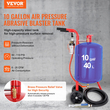 VEVOR 10 Gallon/38L Sandblaster εξοπλισμένο με μετρητή πίεσης βαλβίδας διακοπής ακροφυσίων Κεραμικό ακροφύσιο ελαστικοί τροχοί Grit Blasting Αμμοβολή