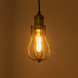 GloboStar® CAMBER 01016 Vintage Κρεμαστό Φωτιστικό Πλέγμα Μονόφωτο 1 x E27 IP20 Μαύρο & Χρυσό Μέταλλο - Μ12 x Π12 x Υ18cm