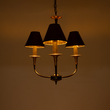 GloboStar® LIMI 01091 Vintage Κρεμαστό Φωτιστικό Καπέλο Τρίφωτο 3 x E14 IP20 Μαύρο & Χρυσό Μέταλλο με Μαύρο Ύφασμα - Μ55 x Π55 x Υ55cm