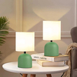 GloboStar® LOREN 204-0136 Μοντέρνο Eπιτραπέζιο Φωτιστικό Μονόφωτο 1 x E27 IP20 Πράσινο Μέταλλο με Μπεζ Ύφασμα - Μ15 x Π15 x Υ31cm