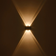 GLOBOSTAR® SIXOAD 60677 Μοντέρνο Φωτιστικό Τοίχου - Απλίκα LED 8W 1000lm 30° AC 220-240V Αδιάβροχο IP65 Θερμό Λευκό 2700K - CREE XPE Chip & TÜV SÜD Driver - Μαύρο Ματ - Μ12 x Π4 x Υ8cm - 5 Χρόνια Εγγύηση