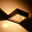 kelvo® AURA KLV-101-0117 Μοντέρνο Φωτιστικό Τοίχου - Απλίκα LED 7W 875lm 45° AC 220-240V Αδιάβροχο IP65 Θερμό Λευκό 2700K - Bridgelux COB Chip & TÜV SÜD Driver - Γκρι Ανθρακί Ματ - Μ15 x Π12.5 x Υ4.5cm - 5 Χρόνια Εγγύηση