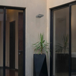 kelvo® AURA KLV-101-0117 Μοντέρνο Φωτιστικό Τοίχου - Απλίκα LED 7W 875lm 45° AC 220-240V Αδιάβροχο IP65 Θερμό Λευκό 2700K - Bridgelux COB Chip & TÜV SÜD Driver - Γκρι Ανθρακί Ματ - Μ15 x Π12.5 x Υ4.5cm - 5 Χρόνια Εγγύηση