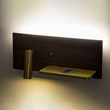 GLOBOSTAR® PALADIN 61362 Μοντέρνο Φωτιστικό Τοίχου - Απλίκα Ξενοδοχείου Reading Light με Φορτιστή USB 3A & Wireless 20W LED 6W 720lm 36° & 360° AC 220-240V IP20 Φυσικό Λευκό 4500K - Bridgelux COB Chip & TÜV SÜD Driver - Καφέ & Χρυσό Βούρτσας - Μ30 x Π11 x Υ12cm - 3 Χρόνια Εγγύηση