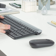 Logitech MK470 - Ασύρματο Σετ Πληκτρολόγιο & Ποντίκι USB - Αγγλικό US - Μαύρο