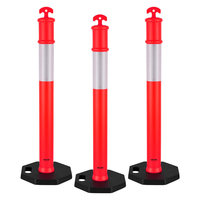 Στύλοι οριοθέτησης κυκλοφορίας VEVOR 3 τεμαχίων, κώνοι ασφάλειας κυκλοφορίας 1140 mm με βάση με βάρη και ανακλαστικές ταινίες, βαρέως τύπου στύλοι οριοθέτησης για εργοτάξιο, χώρο στάθμευσης, έλεγχος πλήθους, κόκκινο