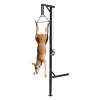 Ανυψωτικό θηραμάτων VEVOR με ρυμούλκηση φορτηγού, χωρητικότητα 500 λίβρες, ανυψωτικό θηραμάτων για κυνήγι ελαφιών με δέκτη 2 ιντσών, περιστρεφόμενο άξονα 360 μοιρών και ρυθμιζόμενο ύψος, περιλαμβάνει βαρούλκο με οπίσθιο άξονα για αφαίρεση γδαρσίματος και καθαρισμό θηραμάτων