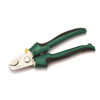 Κόφτης ομοαξοκικών  καλωδίων 7" 180Mm
Με αιχμηρές και ανθεκτικές λεπίδες με υπέρ-τελειωμένο φινίρισμα
Βελτιστοποιημένη γωνία λεπίδας για ακριβές αποτέλεσμα κοπής
Μηχανισμός υποβοήθησης με ελατήριο που μειώνει την κούραση του χεριού
Ρυθμιζόμενη βιδωτή σύνδ