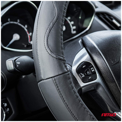 ΚΑΛΥΜΜΑ ΤΙΜΟΝΙΟΥ ΑΠΟ ΤΕΧΝΟΔΕΡΜΑ 35-37CM SWC-49-S ΣΕ ΜΑΥΡΟ ΧΡΩΜΑ ΜΕ ΜΑΥΡΕΣ ΡΑΦΕΣ AMIO - 1 ΤΕΜ.