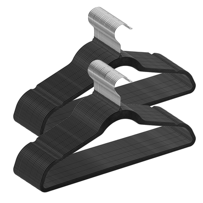 VEVOR Velvet Hangers 50 Pack Μαύρες αντιολισθητικές κρεμάστρες με περιστρεφόμενο γάντζο 360 μοιρών