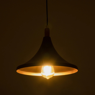 GloboStar® BELFRY 203-0077 Μοντέρνο Κρεμαστό Φωτιστικό Καμπάνα Μονόφωτο 1 x E27 IP20 Μαύρο & Χρυσό Πλαστικό - Μ29.5 x Π29.5 x Υ22cm