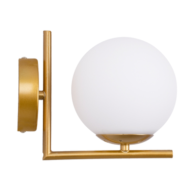 GloboStar® JADA 01426 Μοντέρνο Επιτοίχιο Φωτιστικό Απλίκα Μονόφωτο 1 x E27 IP20 Χρυσό Μέταλλο με Λευκό Γυαλί - Μ15 x Π21.5 x Υ18cm