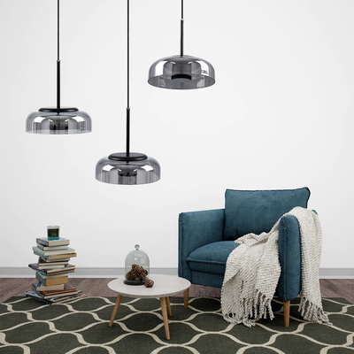 GloboStar® CHARLOTTE 00743 Μοντέρνο Κρεμαστό Φωτιστικό Καμπάνα CREE LED 5W 500lm 180° AC 85-265V IP20 Θερμό Λευκό 2700K Ασημί Γυαλί με Μαύρο Μέταλλο Μ23 x Π23 x Υ23cm - 2 Xρόνια Εγγύηση