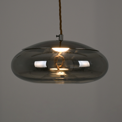 GloboStar® ΑΧΤΟΝ 00751 Μοντέρνο Κρεμαστό Φωτιστικό Ανάρτηση LED 7W 500 lm 180° AC 100-240V IP20 Θερμό Λευκό 2700K Μαύρο Γυαλί με Μαύρο Μέταλλο - Μ30 x Π30 x Υ15cm - 2 Xρόνια Εγγύηση