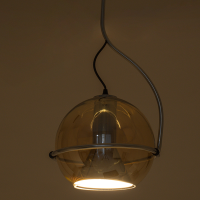 GloboStar® GLASSO 60927 Μοντέρνο Κρεμαστό Φωτιστικό Μπάλα Μονόφωτο 1 x E27 IP20 Μελί Γυαλί με Ασημί Μέταλλο - Μ27 x Π27 x Υ52cm