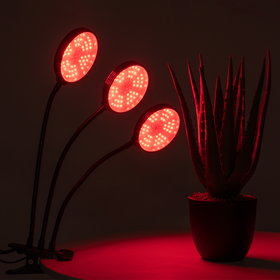 GloboStar® 79652 Grow Light Full Spectrum LED Φωτιστικό Ανάπτυξης Φυτών Γλάστρας με 3 Κινούμενες Κεφαλές & Βάση Clip SMD 2835 15W 160° DC 5V IP20 με Dimmer & Timer Εσωτερικού Χώρου για Κάλυψη Επιφάνειας 1m x 1m Πλήρους Φάσματος Φωτισμού