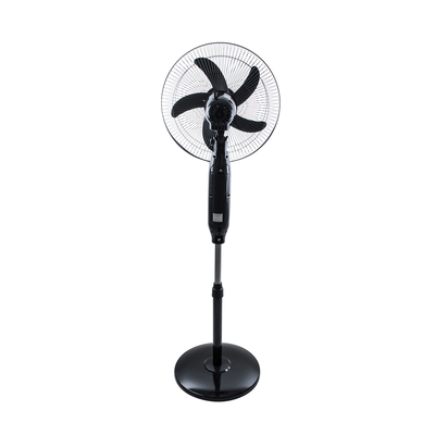 GloboStar® SOLARE-FAN 85358 Solar Fan Αυτόνομος Ηλιακός Επιδαπέδιος Ανεμιστήρας 25W 2 Λειτουργιών Ρεύματος με AC 220-240V ή με Φωτοβολταϊκό Panel 9V 15W & Επαναφορτιζόμενη Μπαταρία Li-ion 7.4V 6000mAh - 12 Ταχύτητες - Ασύρματο Χειριστήριο - Ενσωματωμένο USB 2.0 Charger Συσκευών - IP20 - Μ44 x Π37.5 x Υ132cm - Μαύρο - 2 Years Warranty