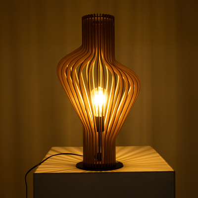 GloboStar® MIHIRO 02176 Boho Επιτραπέζιο Φωτιστικό Μονόφωτο 1 x E27 AC220-240V IP20 - Φ33 x Υ57cm - Καφέ Ξύλινο με Μαύρη Μεταλλική Βάση Πλέγμα