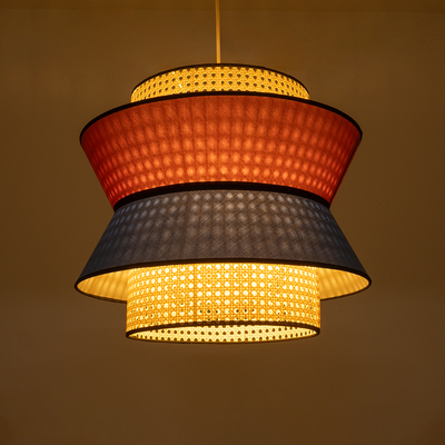 GloboStar® SAIGE 01919 Boho Κρεμαστό Φωτιστικό Πλέγμα Μονόφωτο 1 x E27 IP20 Μπεζ Ξύλο με Κόκκινο & Μπλε Ύφασμα - Μ50 x Π50 x Υ43cm