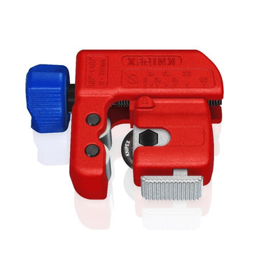 Κόφτης σωλήνων χαλκού και inox QUICKLOCK 3 εως 30mm. Βελτιστοποιημένο για κοπή σωλήνων στους πιο στενούς χώρους
 Μηχανισμός QuickLock για ρύθμιση με ένα μόνο χέρι: αυτόνομη στήριξη και σύσφιξη του σωλήνα
 Χωράει στην τσέπη σας, κόβει και ανοξείδωτο χάλυβα
 Κόβει σωλήνες με Ø 3 - 30 mm με πάχος τοιχώματος έως 2 mm
 Πολύ μικρός κύκλος κοπής: ελάχιστος χώρος που απαιτείται γιατην κοπή
 Η διάμετρος του σωλήνα μπορεί να ασφαλίσει με την κλίμακα καινα κουμπωθεί στον σωλήνα χάρη στο ροδάκι κοπής με ελατήριο επαναφοράς
 Γρήγορη και ακριβής τοποθέτηση της ρόδας κοπής με ελατήριο επαναφοράς
 Ροδάκι κοπής και ράουλα οδήγησης με κουζινέτα υψηλής ποιότητας
 Βελτιστοποιημένη περιστροφική λαβή με ανάγλυφη εσοχή αντίχειρα παρέχει 20% υψηλότερη ροπή και αποτρέπει την ολίσθηση, ακόμη καισε υγρές συνθήκες
 Εύκολο στην αλλαγή ροδάκι κοπής, με εφεδρικό ροδάκι στηνπεριστροφική λαβή
 Ροδάκι κοπής από υψηλής ποιότητας χάλυβα ρουλεμάν / 903101