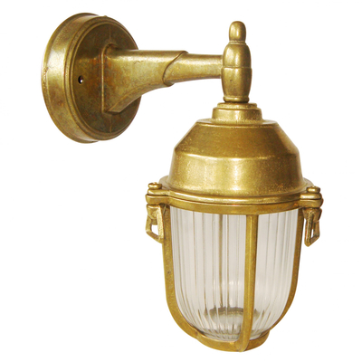 [product / title]