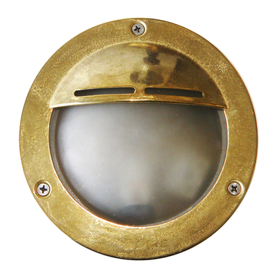 [product / title]