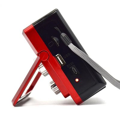 Επαναφορτιζόμενο ραδιόφωνο με ηλιακό πάνελ - XB-853BT - 008539 - Red