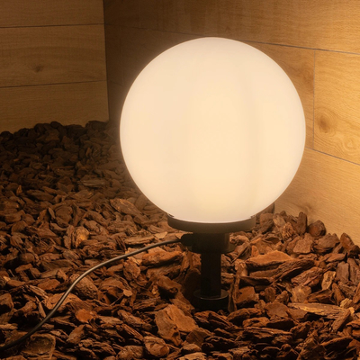 GLOBOSTAR® AGROS 61708 Φωτιστικό Κήπου / Καρφωτό με Ντουί 1 x E27 AC 220-240V Αδιάβροχο IP65 - Λευκό & Μάυρο - Μ30 x Π30 x Υ64cm