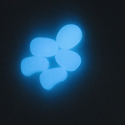 100420 Μεγάλα Διακοσμητικά Φωσφοριζέ Βότσαλα 1KG (Λευκό)