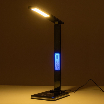 GLOBOSTAR® ZENTIME 76564 Μοντέρνο Επιτραπέζιο Φωτιστικό Γραφείου με Ασύρματη Φόρτιση 10W 2A & Ψηφιακό Ρολόι LED 3.5W 350lm 120° DC 5V με USB-C IP20 Ρυθμιζόμενο Λευκό CCT με Αφή 2700K/4500K/6000K Dimmable - Sanan SMD Chip - Μαύρο - Μ13 x Π25 x Υ50cm - 2 Χρόνια Εγγύηση