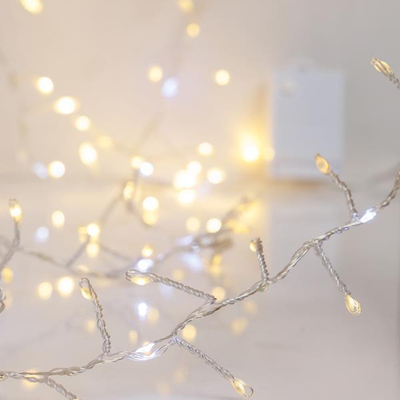 CLUSTER 2,5m, 200 MINI LED, 4,5V ΜΕΤΑΣΧΗΜΑΤΙΣΤΗ, ΣΤΑΘΕΡΟ, ΑΣΗΜΕΝΙΟ ΧΑΛΚΙΝΟ ΚΑΛΩΔΙΟ, 100 ΘΕΡΜΑ ΛΕΥΚΑ LED, 100 ΛΕΥΚΑ LED ΜΕ ΠΡΟΓΡΑΜΜΑ SNOWFALL, ΠΡΟΕΚΤΑΣΗ ΠΑΡΟΧΗΣ 5m, IP44