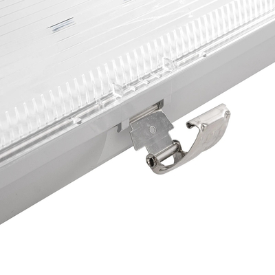 GLOBOSTAR® VIGAS 999-0250 Γραμμικό Βιομηχανικό Φωτιστικό Σκαφάκι Tri-Proof με Μεταλλικά Clips για 2 x Λάμπες T8 G13 90cm Τύπου Φθορίου LED Τροφοδοσίας Ενός Άκρου 120° AC 220-240V Αδιάβροχο IP65 - Γκρι με Διάφανο Κάλυμμα Πλαστικό PC - Μ100 x Π15 x Υ10cm