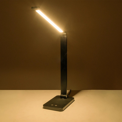 GLOBOSTAR® TEBLA 60481 Μοντέρνο Επιτραπέζιο Φωτιστικό Γραφείου LED 5W 500lm 120° AC 220-240V IP20 Ρυθμιζόμενο Λευκό CCT με Αφή 2700K/4500K/6000K Dimmable - Bridgelux SMD Chip - Μαύρο - Μ11 x Π31 x Υ52cm - 2 Χρόνια Εγγύηση