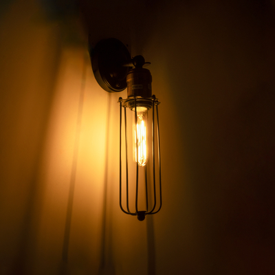 GLOBOSTAR® CATEL 01055 Vintage Φωτιστικό Τοίχου - Απλίκα με Ντουί 1 x E27 AC 220-240V IP20 - Μαύρο & Χρυσό - Μ11 x Π10.5 x Υ36cm