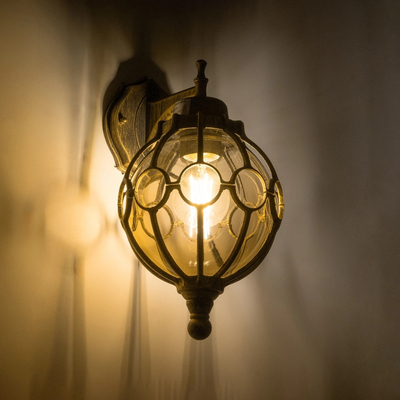 GLOBOSTAR® ETOILE 01227 Vintage Φωτιστικό Τοίχου - Απλίκα με Ντουί 1 x E27 AC 220-240V IP20 - Μπρούτζινο & Μελί - Μ19 x Π21 x Υ34cm