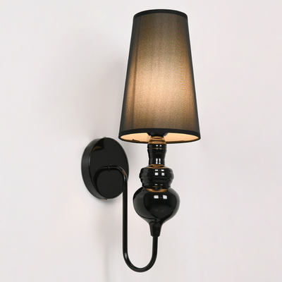 GLOBOSTAR® LAURA 01500 Μοντέρνο Φωτιστικό Τοίχου - Απλίκα με Ντουί 1 x E27 AC 220-240V IP20 - Μαύρο - Μ21 x Π15 x Y48cm