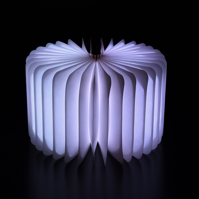 GLOBOSTAR® BOOKDECO 79636 Μοντέρνο Επιτραπέζιο Φωτιστικό Πορτατίφ LED 4W 250lm 180° DC 5V με USB 2.0 & Επαναφορτιζόμενη Μπαταρία Li-ion 3.2V 1000mAh IP20 Πολύχρωμο RGB - Μπεζ - Μ21.5 x Π16.5 x Υ2.2cm - 2 Χρόνια Εγγύηση