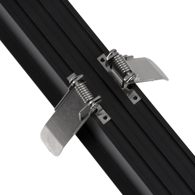 GLOBOSTAR® LUCA 61032 Μοντέρνο Φωτιστικό Οροφής LED 54W 6500lm 120° AC 220-240V IP20 Ρυθμιζόμενο Λευκό CCT με Χειριστήριο από 2700K έως 6000K Dimmable - Lumileds SMD Chip - Μαύρο Ματ - Μ121.5 x Π5 x Υ4cm - 3 Χρόνια Εγγύηση