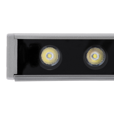 GLOBOSTAR® WASHERFAIA 90188 Μπάρα Φωτισμού Wall Washer με Αντιθαμβωτική Γρίλια LED 24W 2880lm 15° DC 24V Αδιάβροχο IP65 Ψυχρό Λευκό 6000K Dimmable - Bridgelux SMD Chip - Ασημί - Μ100 x Π4 x Υ5.5cm - 3 Χρόνια Εγγύηση