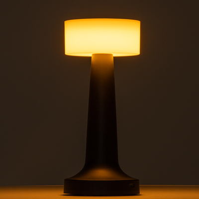 GloboStar® NANNA 76475 Επαναφορτιζόμενο Επιτραπέζιο Φωτιστικό Πορτατίφ LED 1.5W 105lm 120° DC 5V IP44 CCT Ultra Θερμό 1500K - Φυσικό Λευκό 4500K - Ψυχρό Λευκό 6000K Dimmable Χρυσό & Λευκό Πλαστικό - Μ9 x Π9 x Υ21cm - 2 Χρόνια Εγγύηση