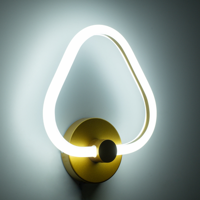 GLOBOSTAR® REGINA 61342 Μοντέρνο Φωτιστικό Τοίχου - Απλίκα LED 8W 960lm 360° AC 220-240V IP20 Ρυθμιζόμενο Λευκό CCT με On/Off 2700K/4500K/6000K - Lumileds SMD Chip - Χρυσό - Μ25 x Π7 x Υ28.5cm - 3 Χρόνια Εγγύηση