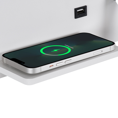 GLOBOSTAR® PALADIN 61353 Μοντέρνο Φωτιστικό Τοίχου - Απλίκα Ξενοδοχείου Reading Light με Φορτιστή USB 3A & Wireless 20W LED 6W 720lm 36° & 360° AC 220-240V IP20 Φυσικό Λευκό 4500K - Bridgelux COB Chip & TÜV SÜD Driver - Λευκό Ματ - Μ30 x Π11 x Υ12cm - 3 Χρόνια Εγγύηση