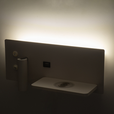 GLOBOSTAR® PALADIN 61354 Μοντέρνο Φωτιστικό Τοίχου - Απλίκα Ξενοδοχείου Reading Light με Φορτιστή USB 3A & Wireless 20W LED 6W 720lm 36° & 360° AC 220-240V IP20 Φυσικό Λευκό 4500K - Bridgelux COB Chip & TÜV SÜD Driver - Λευκό Ματ - Μ30 x Π11 x Υ12cm - 3 Χρόνια Εγγύηση