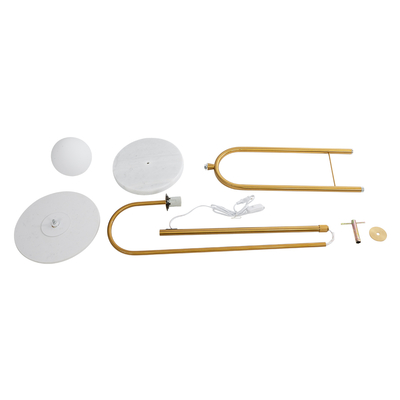 GloboStar® CORDELIA 02025 Μοντέρνο Επιδαπέδιο Φωτιστικό Μονόφωτο 1 x E27 IP20 Χρυσό Μέταλλο, Λευκό Γυαλί με Λευκό Μάρμαρο - Μ30 x Π38 x Υ180cm