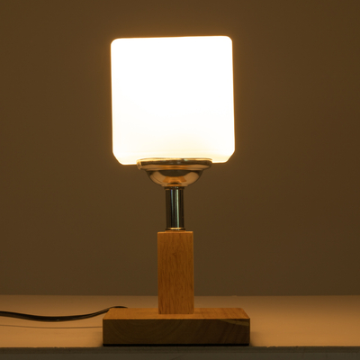 GloboStar® COVE 02037 Μοντέρνο Επιτραπέζιο Φωτιστικό Πορτατίφ Μονόφωτο 1 x E27 IP20 Μπεζ Ξύλο, Ασημί Μέταλλο με Λευκό Γυαλί - Μ12 x Π12 x Υ25cm