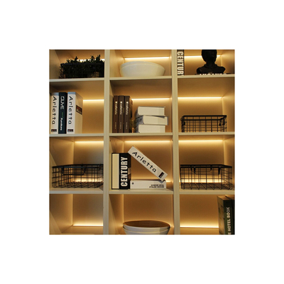 GLOBOSTAR® ALP-R-SHELF DODA 70814-3M Χωνευτό Προφίλ Αλουμινίου Ειδικό για Φωτισμό Ραφιού 18mm με Λευκό Γαλακτερό Πατητό Κάλυμμα για Ταινίες LED IP20 - Ασημί & Λευκό- Μ300 x Π1.5 x Υ2cm - Πακέτο 5 Τεμαχίων