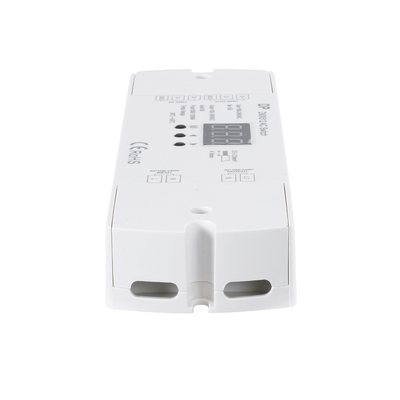 GloboStar® 73156 DP SKYDANCE AC DMX512 Push Switch 1 Κανάλι AC 100-240V 1 x 5A 1200W - Max 5A 1200W - IP20  Μ17 x Π5 x Υ2.5cm - 5 Χρόνια Εγγύηση