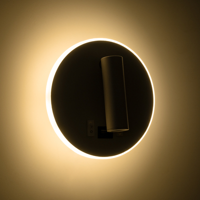 GLOBOSTAR® LADY-R 60939 Μοντέρνο Φωτιστικό Τοίχου - Απλίκα Ξενοδοχείου Reading Light με Φορτιστή USB 3A LED 6W 600lm 36° & 360° AC 220-240V IP20 Φυσικό Λευκό 4500K - Bridgelux COB & TÜV SÜD Driver - Λευκό Ματ - Μ15 x Π15 x Υ17cm - 3 Χρόνια Εγγύηση