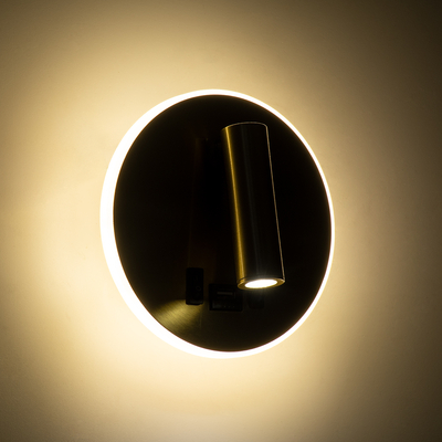 GLOBOSTAR® LADY-R 60940 Μοντέρνο Φωτιστικό Τοίχου - Απλίκα Ξενοδοχείου Reading Light με Φορτιστή USB 3A LED 6W 600lm 36° & 360° AC 220-240V IP20 Φυσικό Λευκό 4500K - Bridgelux COB Chip & TÜV SÜD Driver - Χρυσό Βούρτσας - Μ15 x Π15 x Υ17cm - 3 Χρόνια Εγγύηση