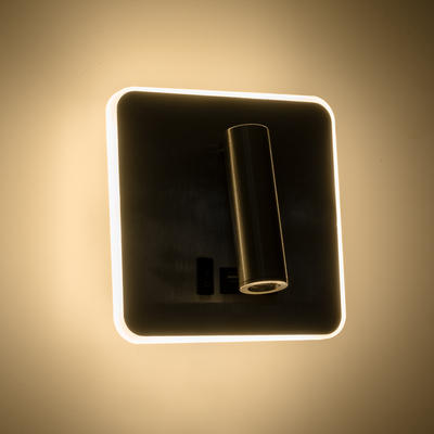 GLOBOSTAR® LADY-S 60945 Μοντέρνο Φωτιστικό Τοίχου - Απλίκα Ξενοδοχείου Reading Light με Φορτιστή USB 3A LED 6W 600lm 36° & 360° AC 220-240V IP20 Φυσικό Λευκό 4500K - Bridgelux COB Chip & TÜV SÜD Driver - Νίκελ Βούρτσας - Μ15 x Π15 x Υ7cm - 3 Χρόνια Εγγύηση